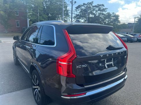 Used 2024 Volvo XC90 B6 Plus w/ Protection Package Premier image 18