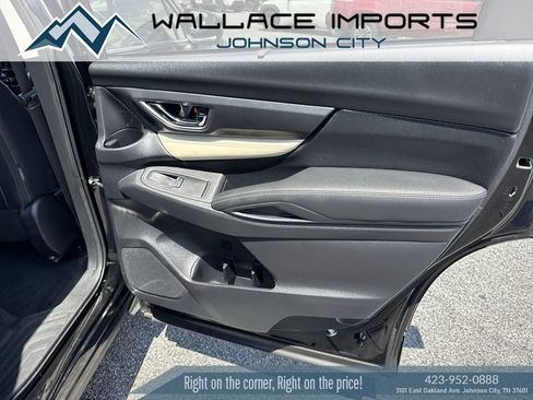 Used 2022 Subaru Ascent Limited AWD/4WD image 37