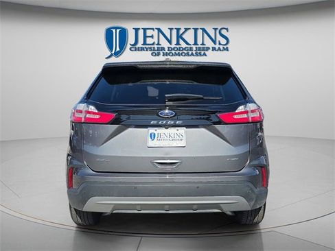 Used 2024 Ford Edge SEL image 4