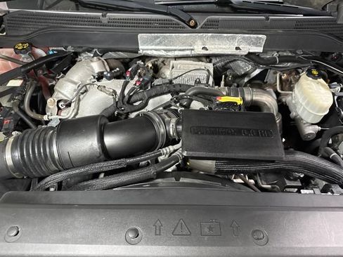 Used 2017 Chevrolet Silverado 3500 W/T AWD/4WD image 5