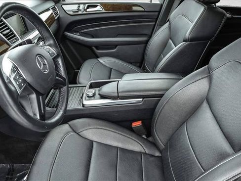 Used 2015 Mercedes-Benz ML 250 BlueTEC 4MATIC image 11