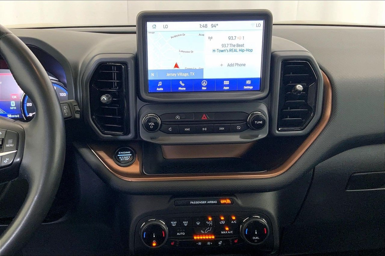 Used 2024 Ford Bronco Sport Outer Banks w/ Tech Package AWD/4WD image 5