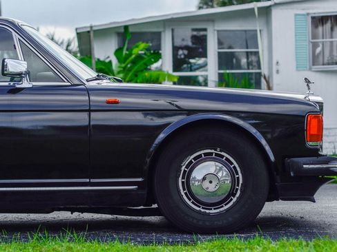 Used 1991 Rolls-Royce Silver Spur II image 12