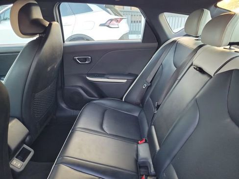 Used 2025 Kia K4 GT-Line w/ GT-Line Premium Package image 28