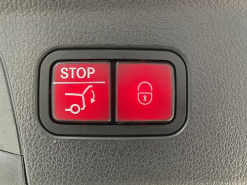 Certified 2025 Mercedes-Benz GLE 53 AMG 4MATIC Coupe image 12