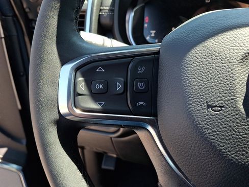 Certified 2026 RAM 2500 Laramie AWD/4WD image 19