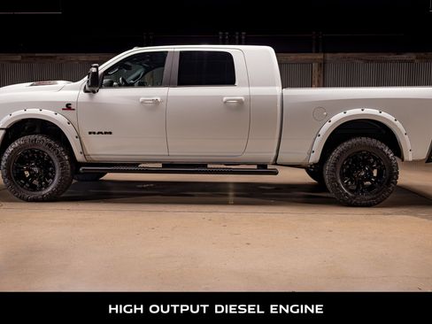 Used 2024 RAM 3500 Laramie w/ Night Edition image 6