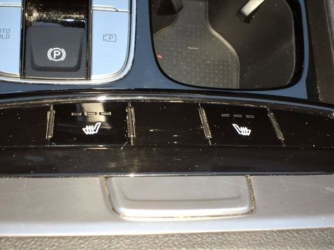 Used 2022 Hyundai Santa Cruz SEL w/ Activity Package image 17