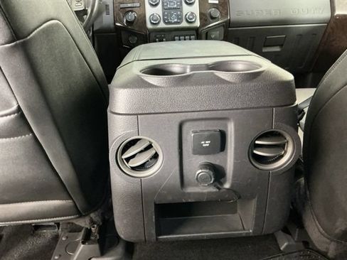 Used 2014 Ford F250 Platinum AWD/4WD image 25