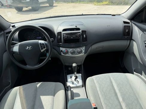 Used 2010 Hyundai Elantra GLS image 15