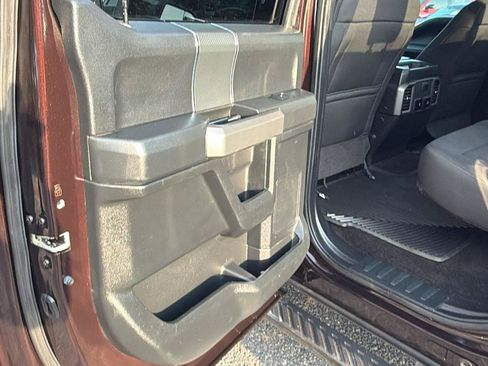 Used 2018 Ford F150 XLT w/ Equipment Group 302A Luxury AWD/4WD image 22