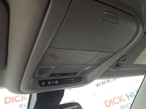 Used 2020 GMC Terrain SLE w/ Driver Convenience Package image 26