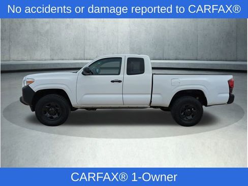 Used 2019 Toyota Tacoma SR image 2