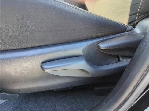 Certified 2017 Toyota RAV4 XLE image 10