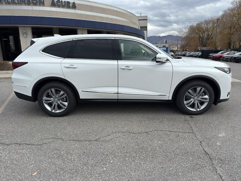 New 2026 Acura MDX SH-AWD image 8