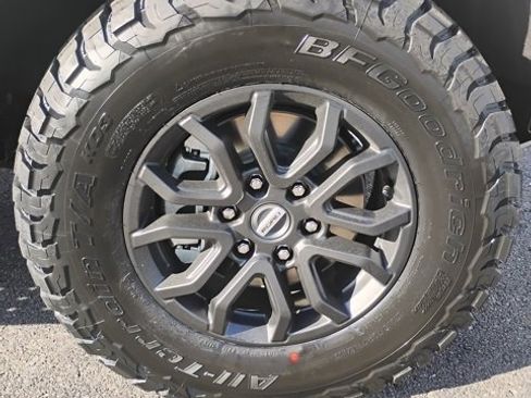 New 2025 Ford Ranger Raptor image 13