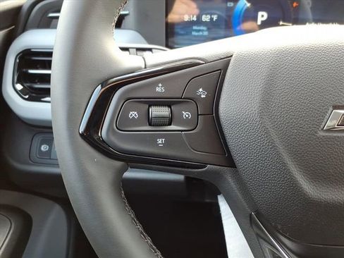 New 2027 Chevrolet Bolt LT w/ Comfort Package FWD image 13