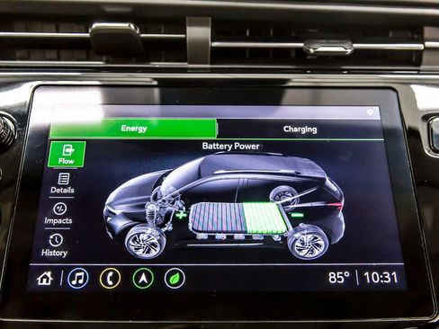 Used 2022 Chevrolet Bolt EUV Premier w/ Sun & Sound Package FWD image 26
