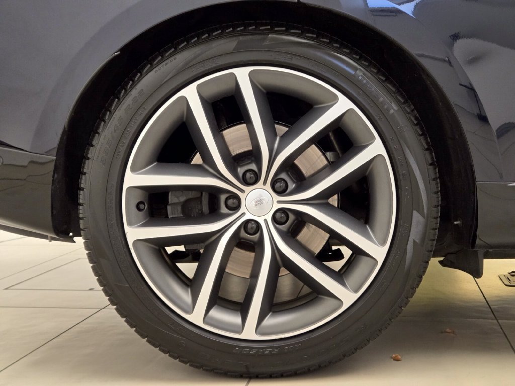 Used 2025 Land Rover Range Rover Autobiography AWD/4WD image 7