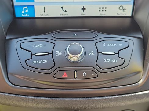 Used 2016 Ford Escape SE w/ Equipment Group 201A AWD/4WD image 28