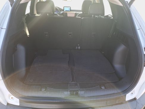 Used 2022 Ford Escape SEL w/ Technology Package FWD image 12