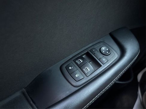 Used 2019 Dodge Challenger R/T image 26