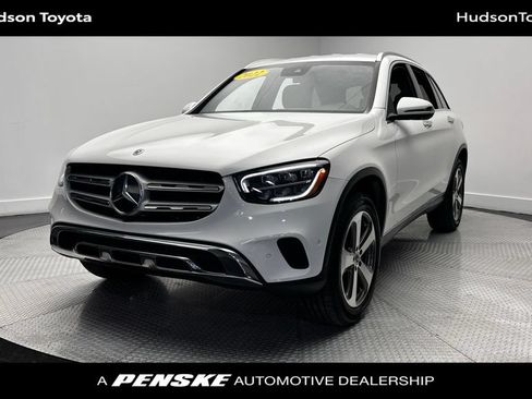 Used 2022 Mercedes-Benz GLC 300 4MATIC image 1