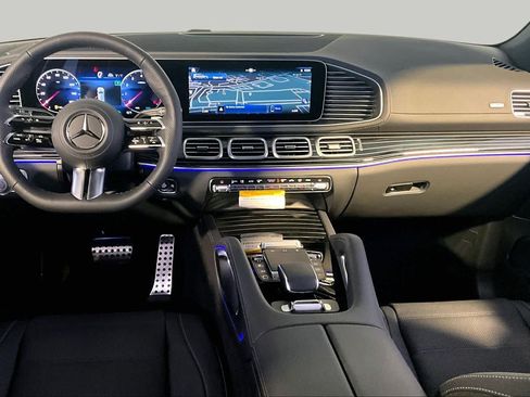 New 2026 Mercedes-Benz GLS 450 4MATIC image 7