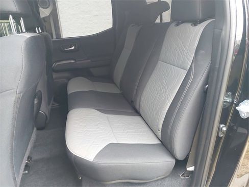 Used 2021 Toyota Tacoma TRD Sport image 14