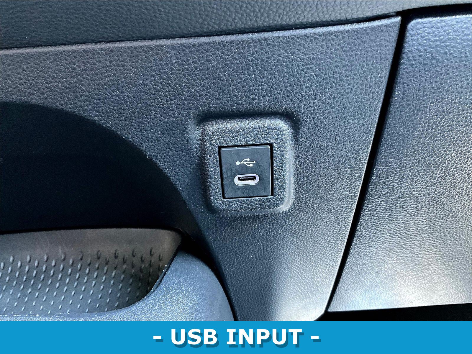 Used 2024 Toyota Corolla LE FWD image 16