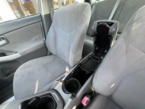 Used 2010 Toyota Prius Two FWD image 16