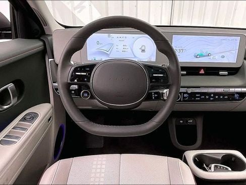 Certified 2023 Hyundai Ioniq 5 Limited AWD/4WD image 5