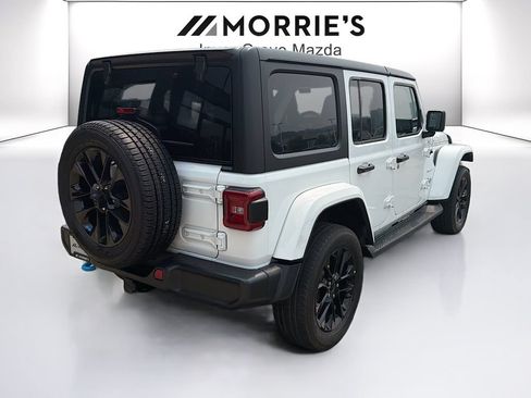 Used 2023 Jeep Wrangler Unlimited Sahara AWD/4WD image 5