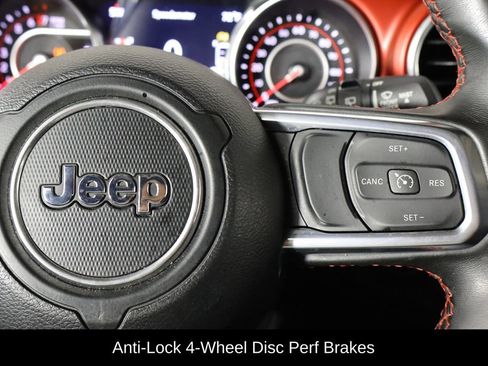 Used 2022 Jeep Wrangler Unlimited Rubicon w/ Xtreme Recon 35" Tire Package AWD/4WD image 10