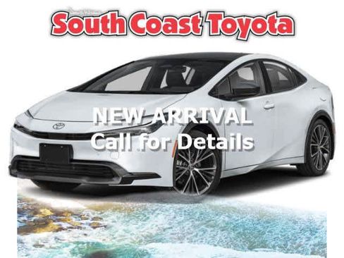 Used 2025 Toyota Prius XLE FWD image 1
