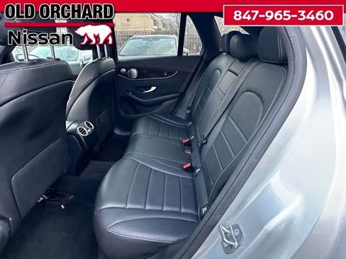 Used 2020 Mercedes-Benz GLC 300 4MATIC w/ Multimedia Package image 15