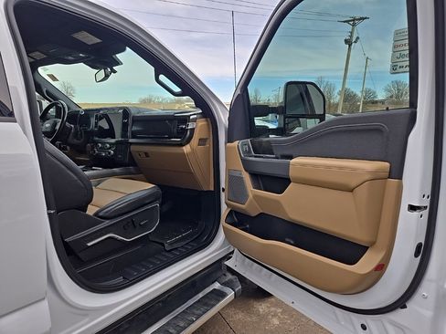 Used 2023 Ford F250 Lariat image 88