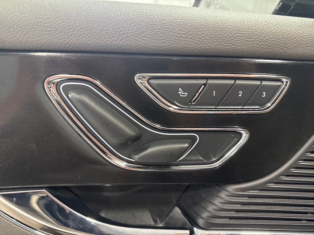 Used 2022 Lincoln Corsair FWD image 29
