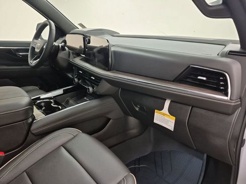 New 2026 Chevrolet Tahoe Premier image 30