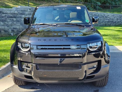 Used 2026 Land Rover Defender 110 S AWD/4WD image 8