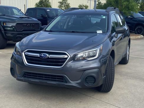 Used 2019 Subaru Outback 2.5i AWD/4WD image 3