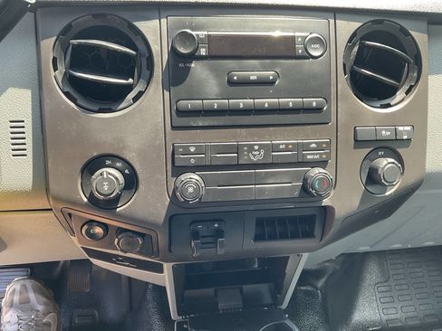 Used 2015 Ford F350 XL w/ Snow Plow Prep Package image 15