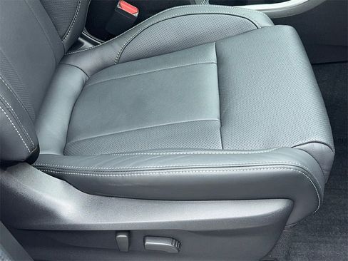 Used 2022 Subaru Ascent Limited w/ Technology Package image 50