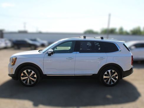 Used 2021 Kia Telluride EX w/ EX Premium Package image 15