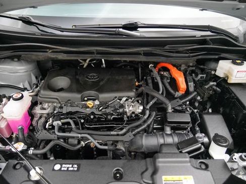 Used 2024 Toyota Sienna XSE AWD/4WD image 13