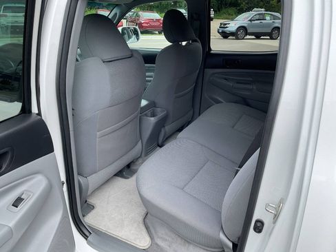 Used 2011 Toyota Tacoma PreRunner w/ TRD Sport Pkg RWD image 26