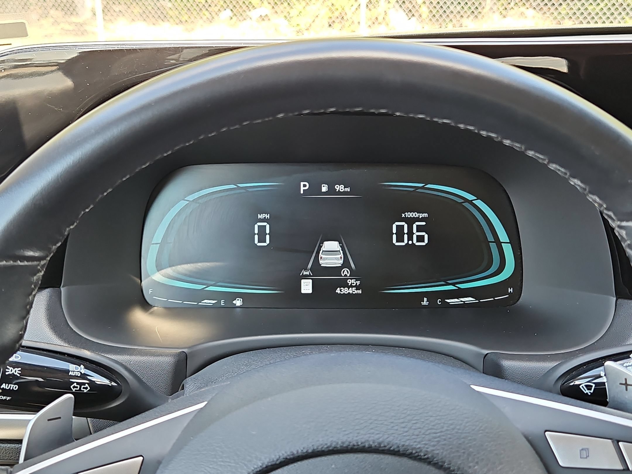Used 2025 Hyundai Palisade SEL FWD image 23