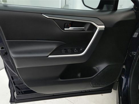 Used 2023 Toyota RAV4 XLE image 34