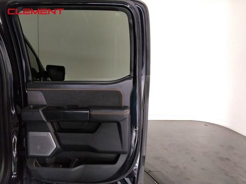 Used 2021 Ford F150 Platinum w/ FX4 Off-Road Package image 37