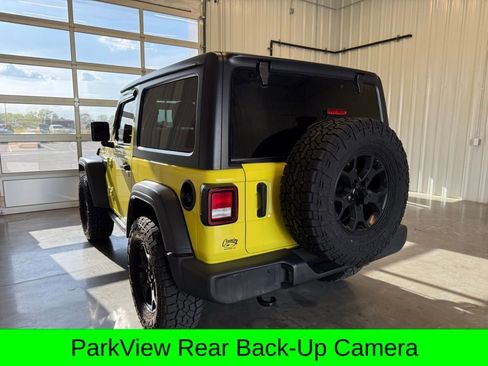Used 2023 Jeep Wrangler Willys image 9
